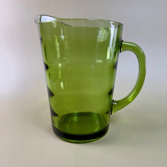 Vintage Green Glass Pitcher with Applied Handle – Mid-Century Blown Glass - Picture 4 of 13